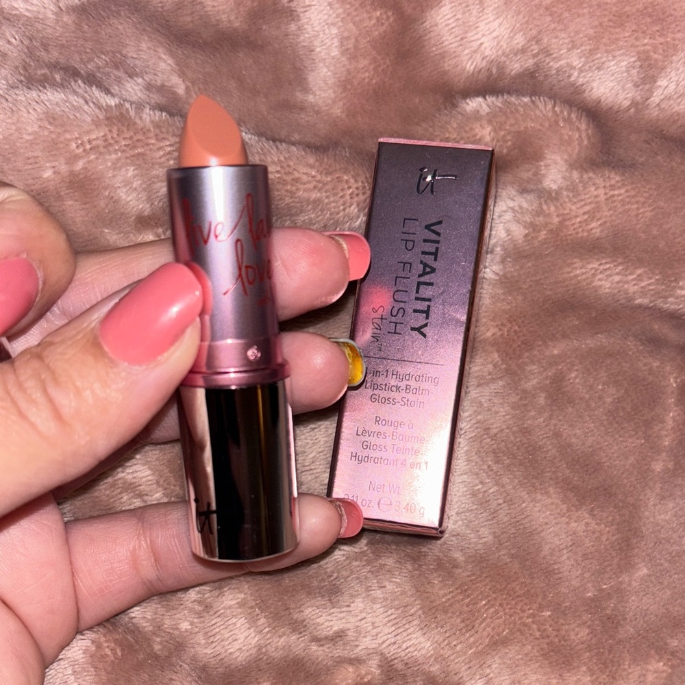 IT Cosmetics Lip Flush - 4-in-1 Hydrating Lipstick- Balm-Gloss- Stain in Damsel